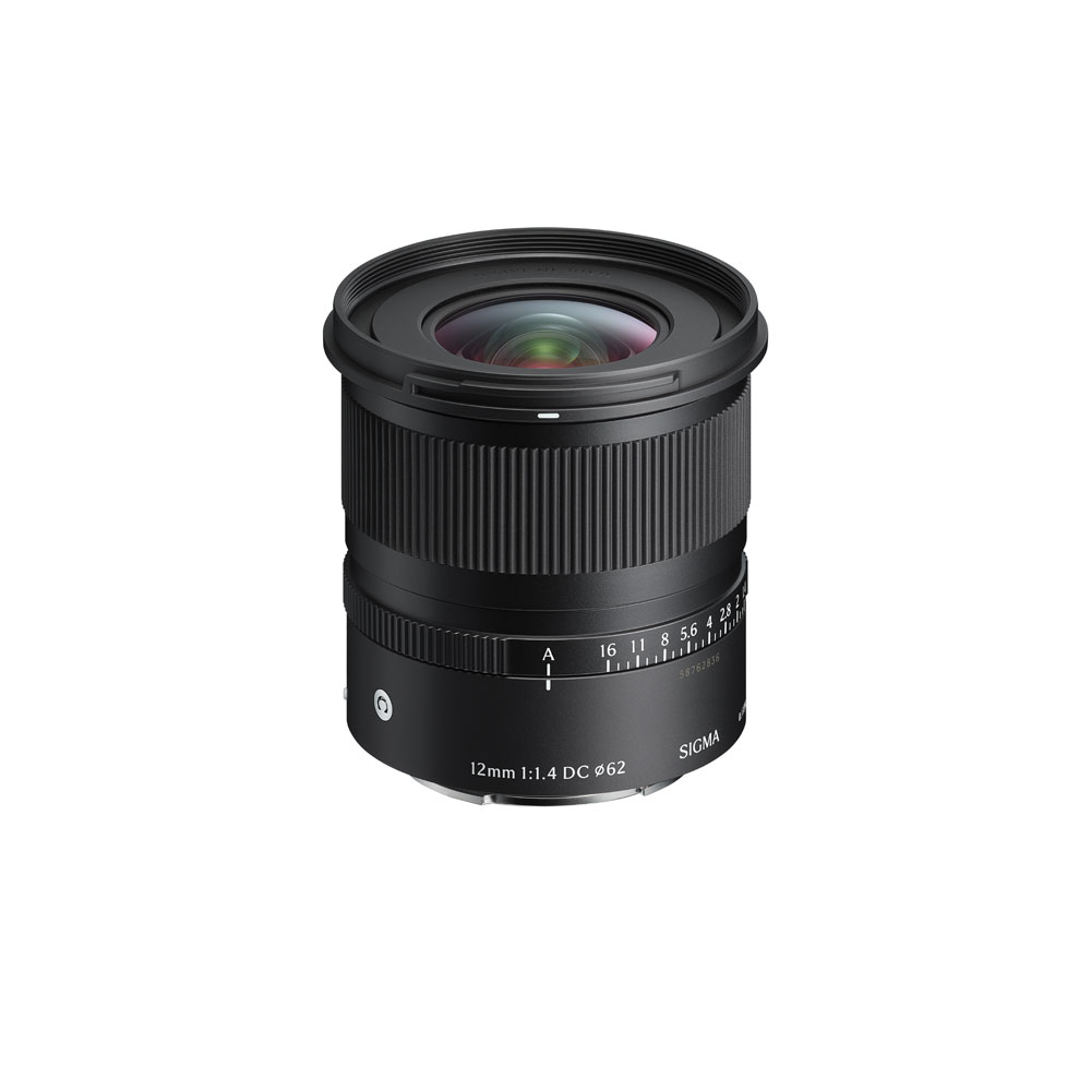 12mm F1.4 DC